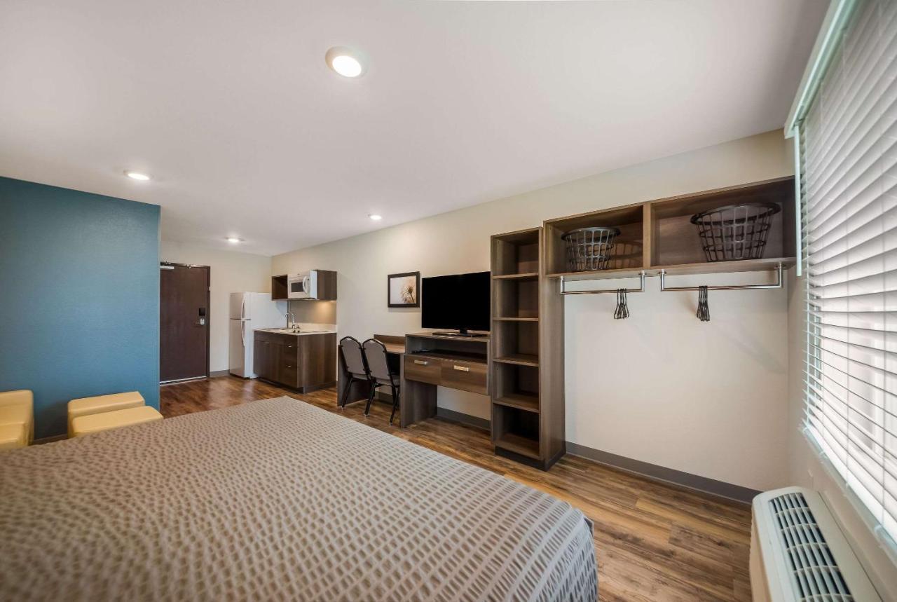 Woodspring Suites אינברנס מראה חיצוני תמונה