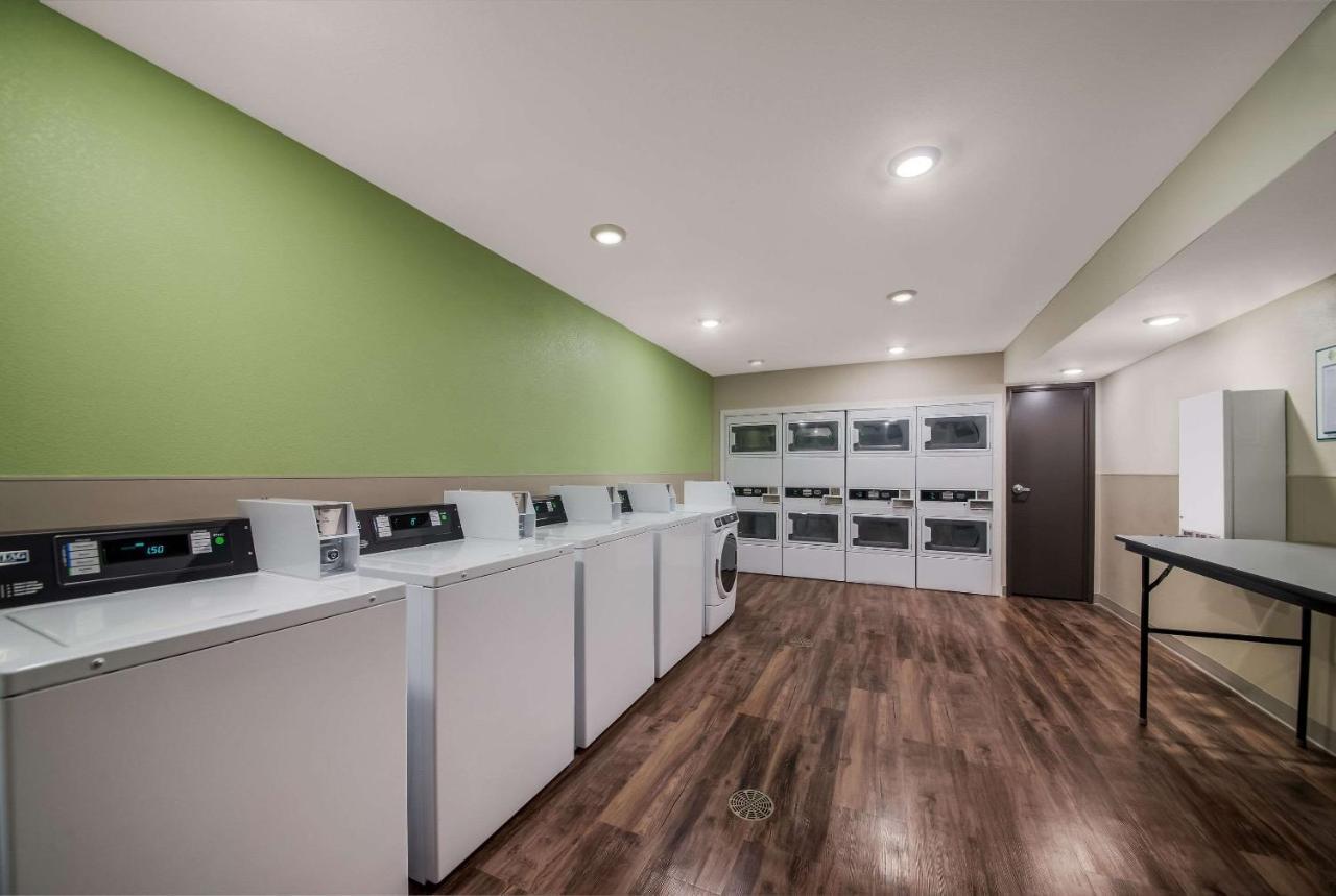 Woodspring Suites אינברנס מראה חיצוני תמונה